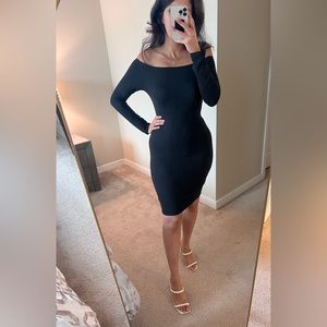 Black Off the Shoulder Long Sleeve Dress